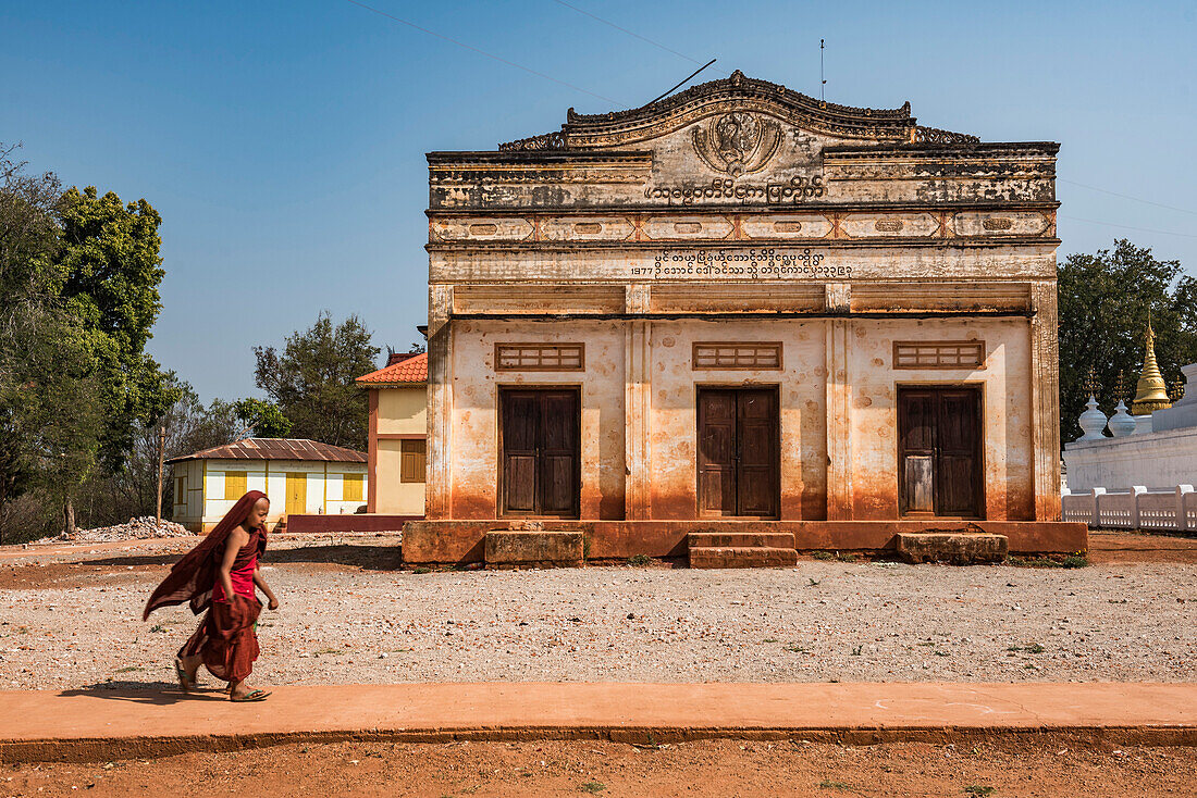 Junger Mönch, Pindaya, Shan-Staat, Myanmar (Birma)