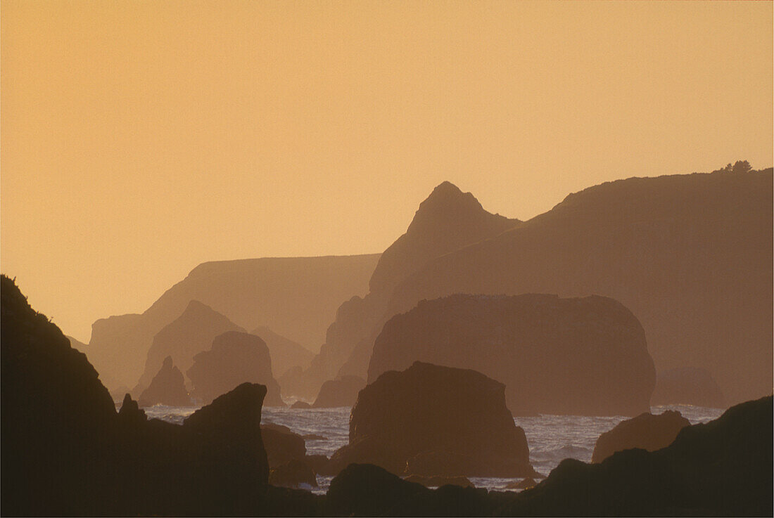 Rock formations at sunset, Harris Beach State Park, Brookings, Oregon Coast.