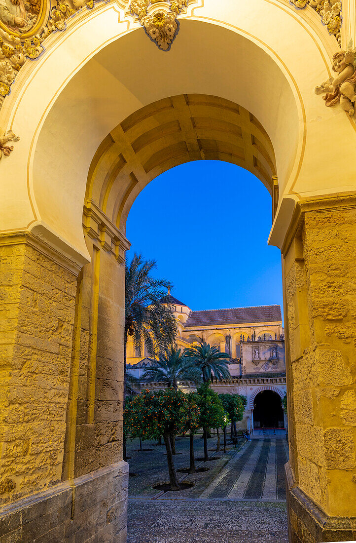 Die Moschee (Mezquita) und die Kathedrale von Cordoba, UNESCO-Weltkulturerbe, Cordoba, Andalusien, Spanien, Europa