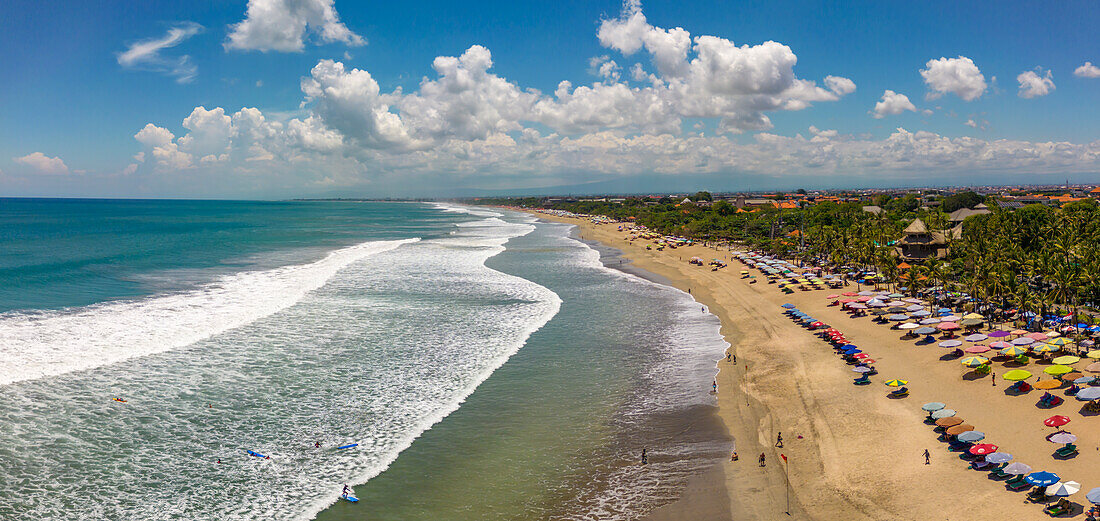 Luftaufnahme von Kuta Beach, Kuta, Badung Regency, Bali, Indonesien, Südostasien, Asien
