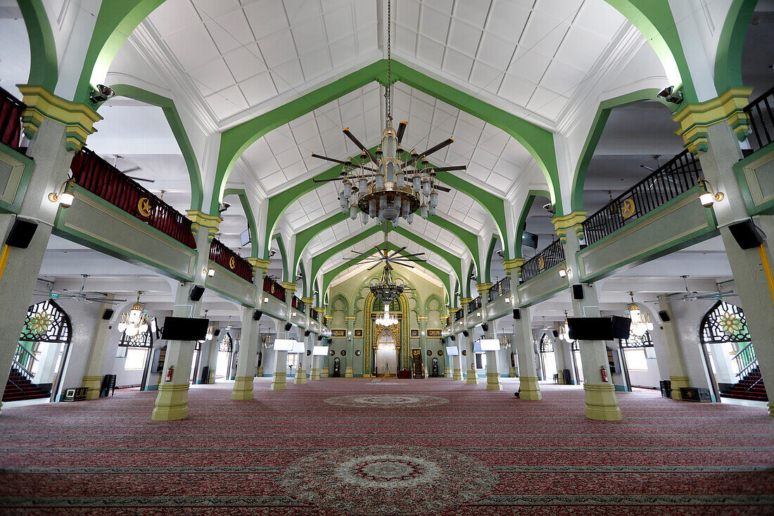 Die Gebetshalle, Sultan-Moschee (Masjid Sultan), Singapur, Südostasien, Asien