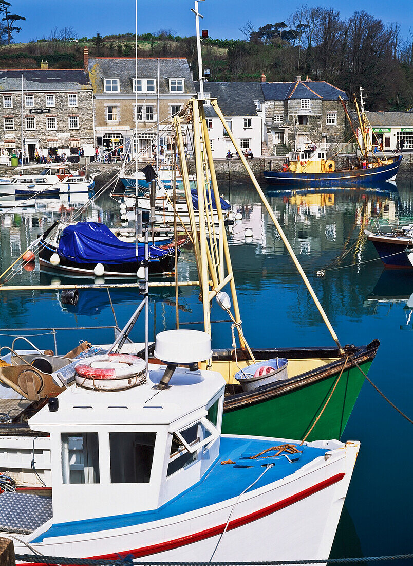 Boats Anchored In Harbour At Padstow.