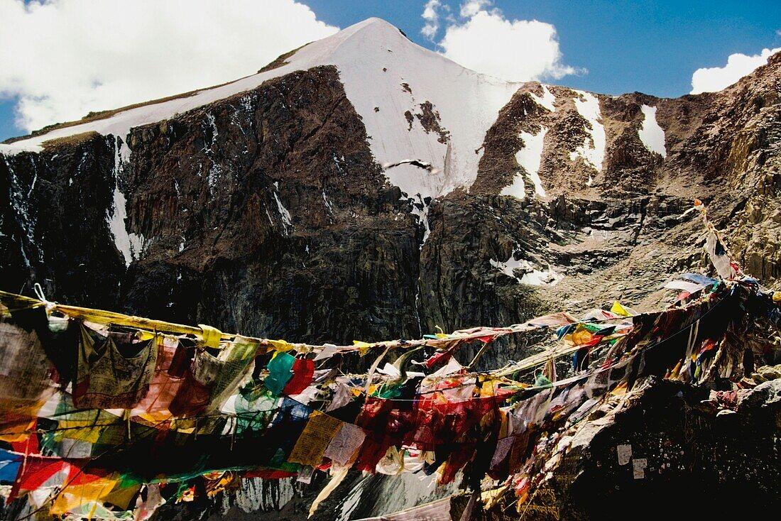 Mt. Kailash und Gebetsfahnen