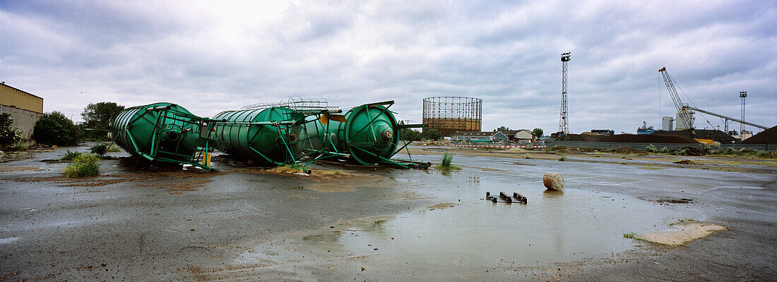 Postindustrielles Brachland am Ufer der Themse, Greenwich, Südlondon, England, Großbritannien
