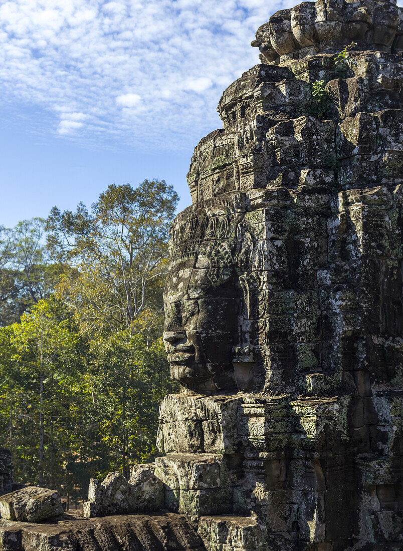 Buddhistische Struktur am Bayon-Tempel, Angkor Thom, Archäologischer Park von Angkor; Krong Siem Reap, Provinz Siem Reap, Kambodscha.