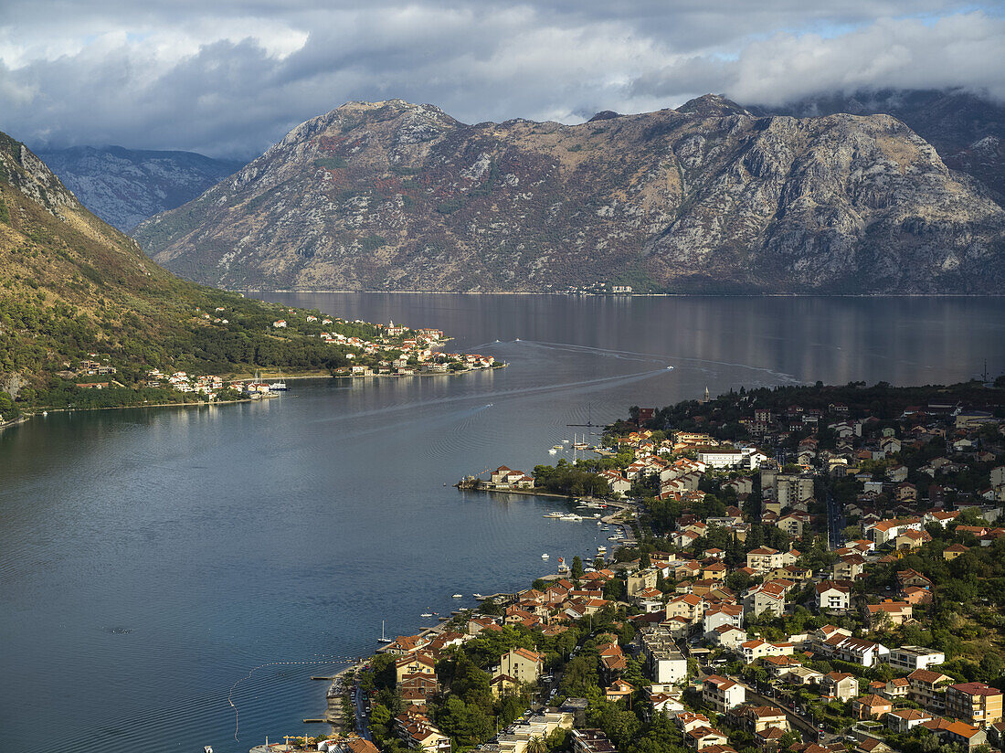 Blick von der Festung Kotor; Kotor, Montenegro