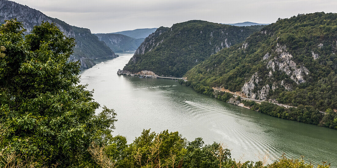 Die Donau; Tekija, Bezirk Mehedin?i, Serbien