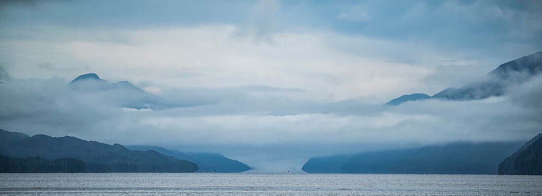 Blick auf das Gebiet des Great Bear Rainforest; Hartley Bay, British Columbia, Kanada.