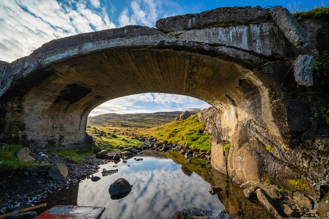 Alte Brücke entlang der Ostküste von Island; Ostfjorde, Island