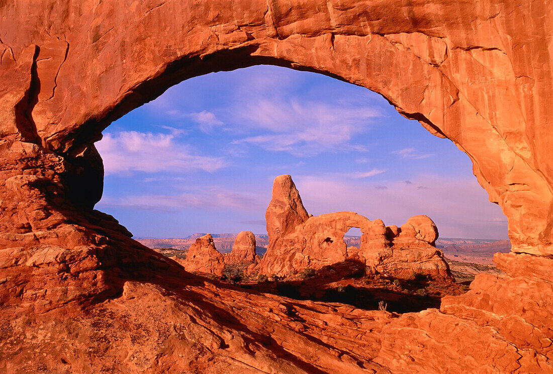 Turret Arch vom Nordfenster bei Sonnenuntergang Arches National Park, Utah, USA
