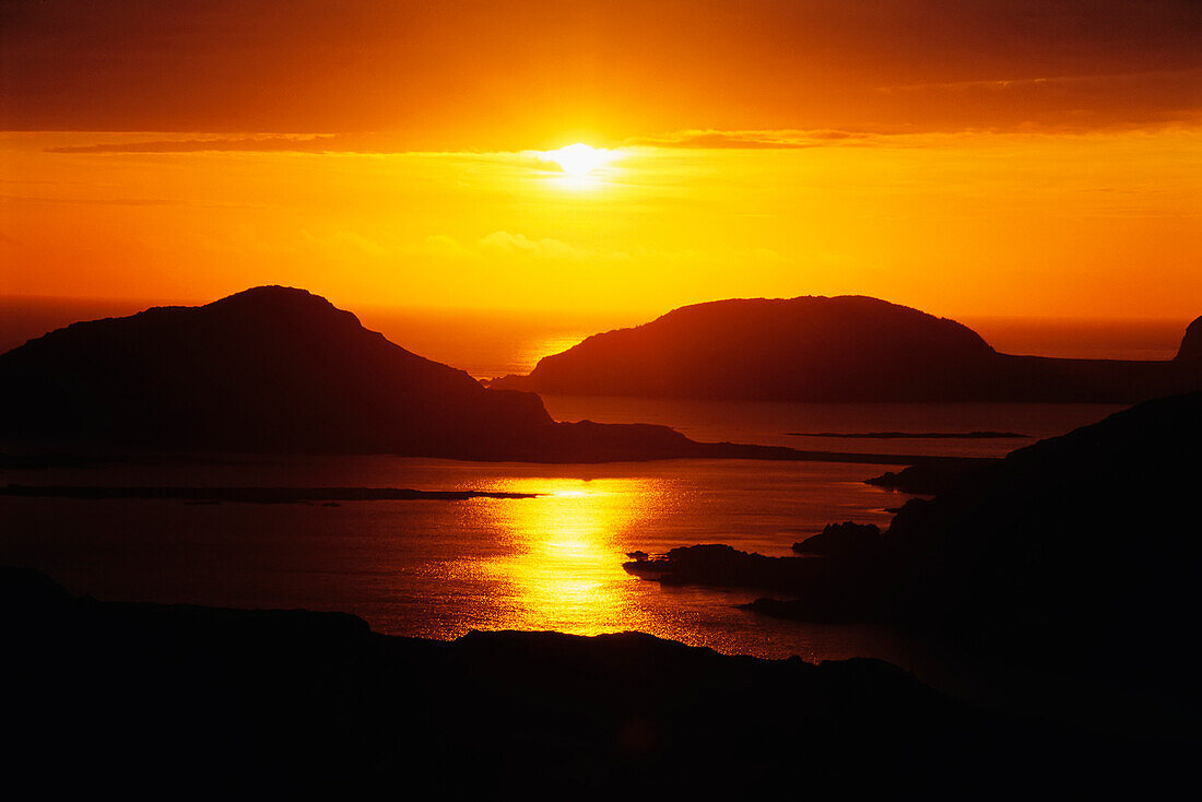 Sonnenuntergang über der Landschaft Back Harbour, Twillingate Island Neufundland und Labrador, Kanada