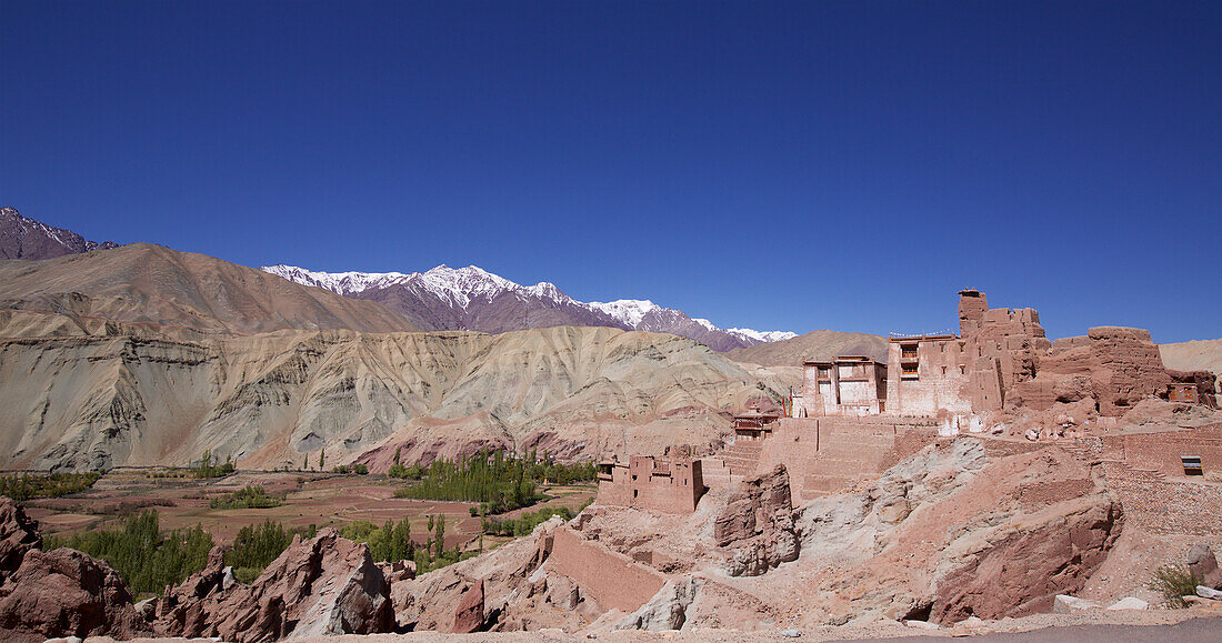 Buddhistisches Basgo-Kloster über dem Indus-Tal, Jammu und Kaschmir; Basgo, Ladakh, Indien.
