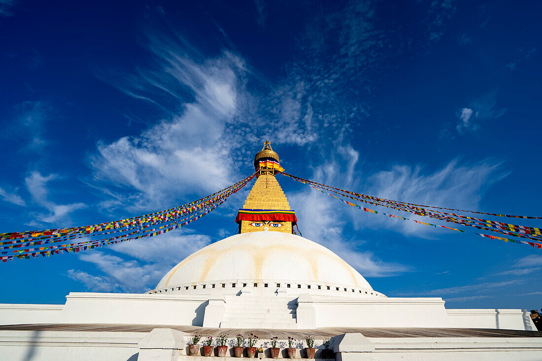 Die größte tibetisch-buddhistische Stupa in Nepal in Boudhanath superb of Kathmandu; Kathmandu, Kathmandu, Nepal