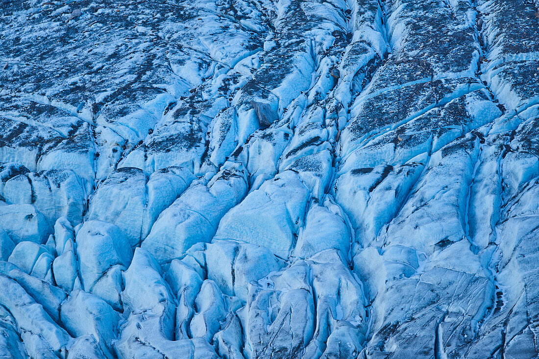 Eis vom Gletscher Pasterze vom Gamsgrubenweg, Franz-Joseph-H?he an einem frühen Morgen; K?rnten (Kärnten), Österreich