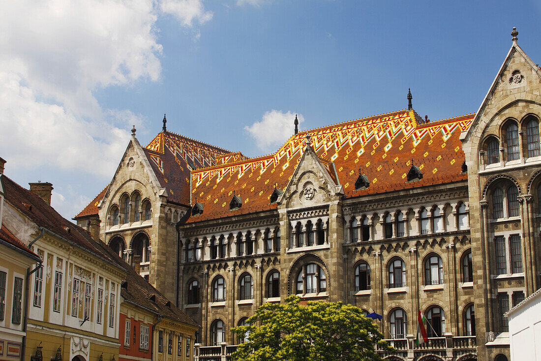 Gebäude im Burgviertel; Budapest Ungarn