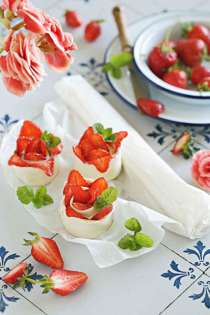 Simple Puff Pastry Strawberry Rolls