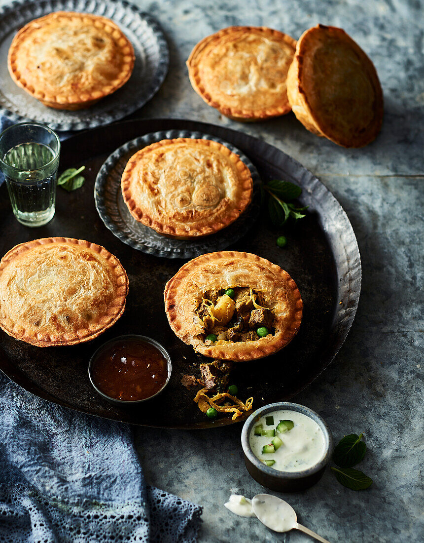 Lamb korma pies