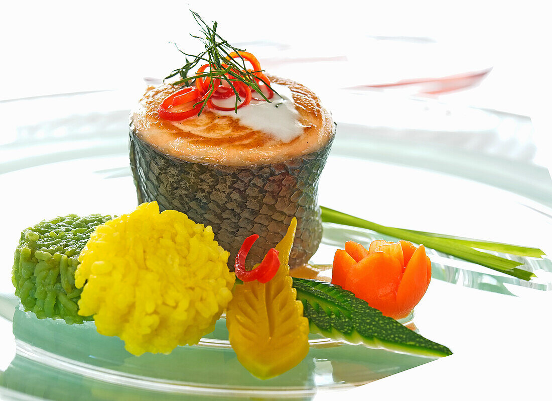 Salmon roll with Thai decoration