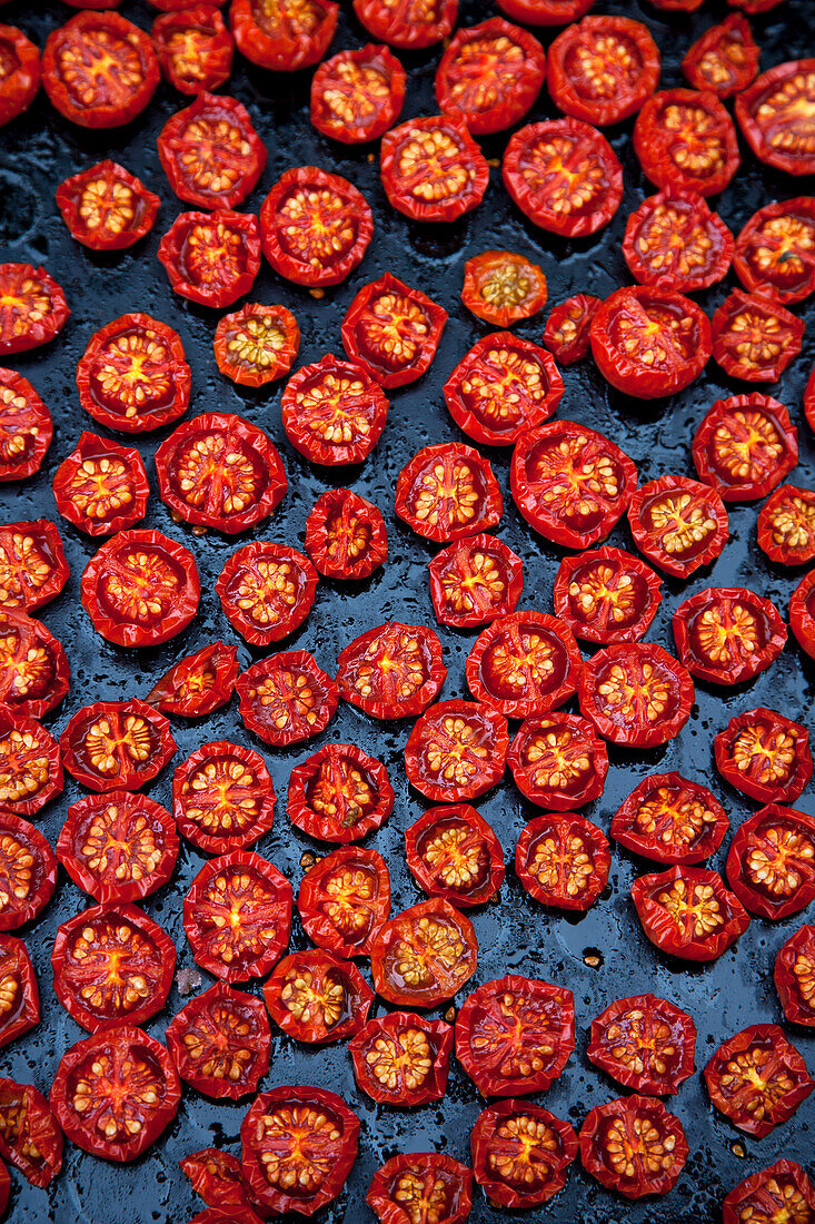 Oven-baked cherry tomatoes