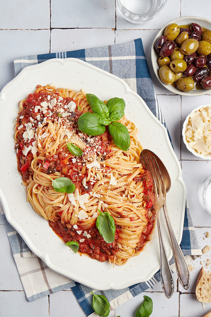 Tagliatelle with vegetable ragu