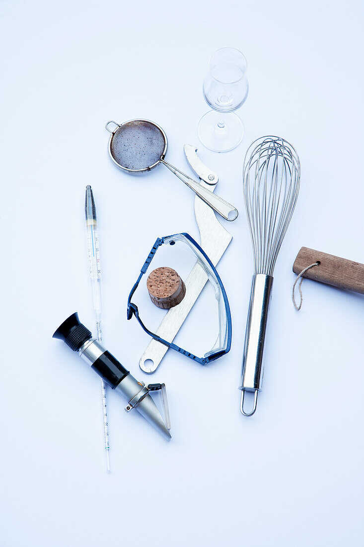 Utensils for distilling schnapps