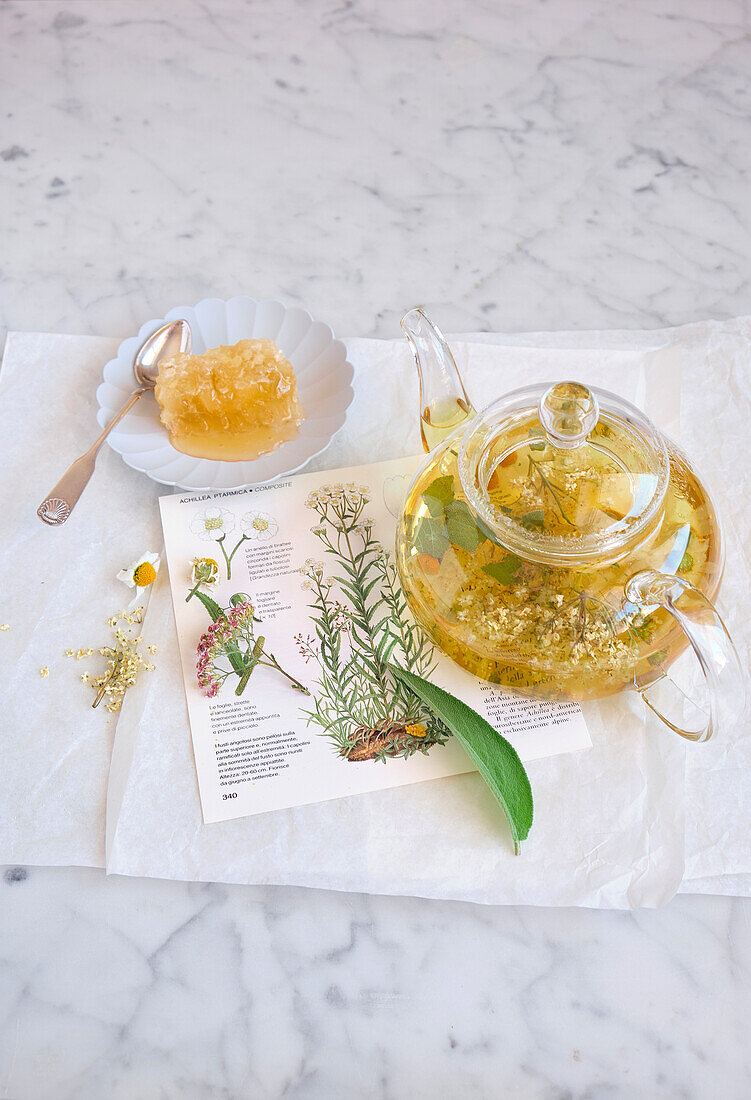 Metabolism tea made from yarrow, daisy, sage and elderflower