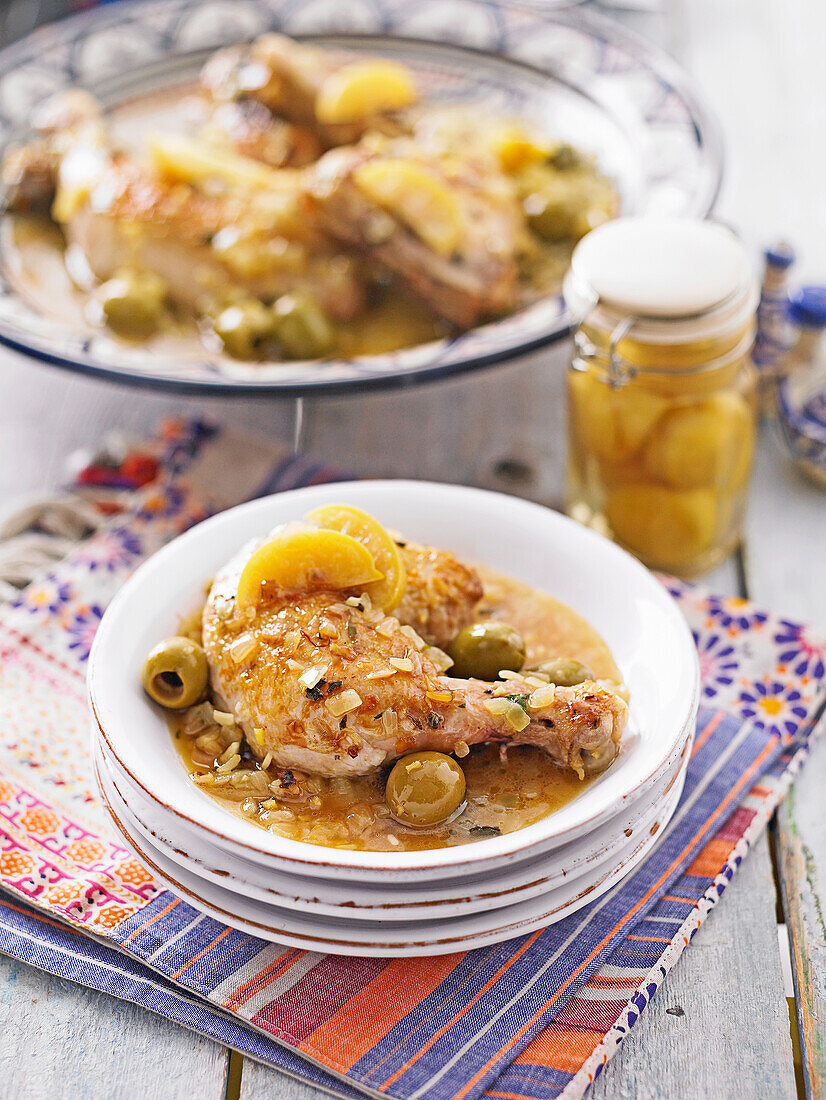 Chicken with olives and lemon