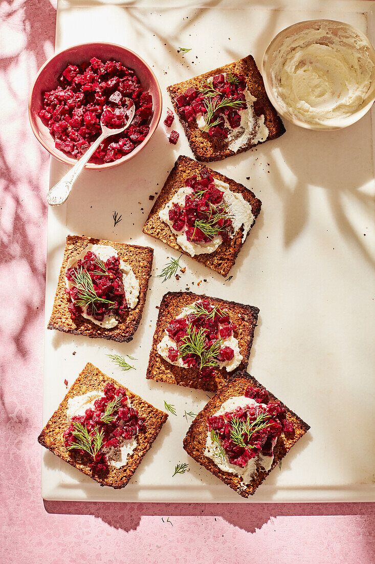 Beetroot bread with beetroot tartar and ricotta cheese