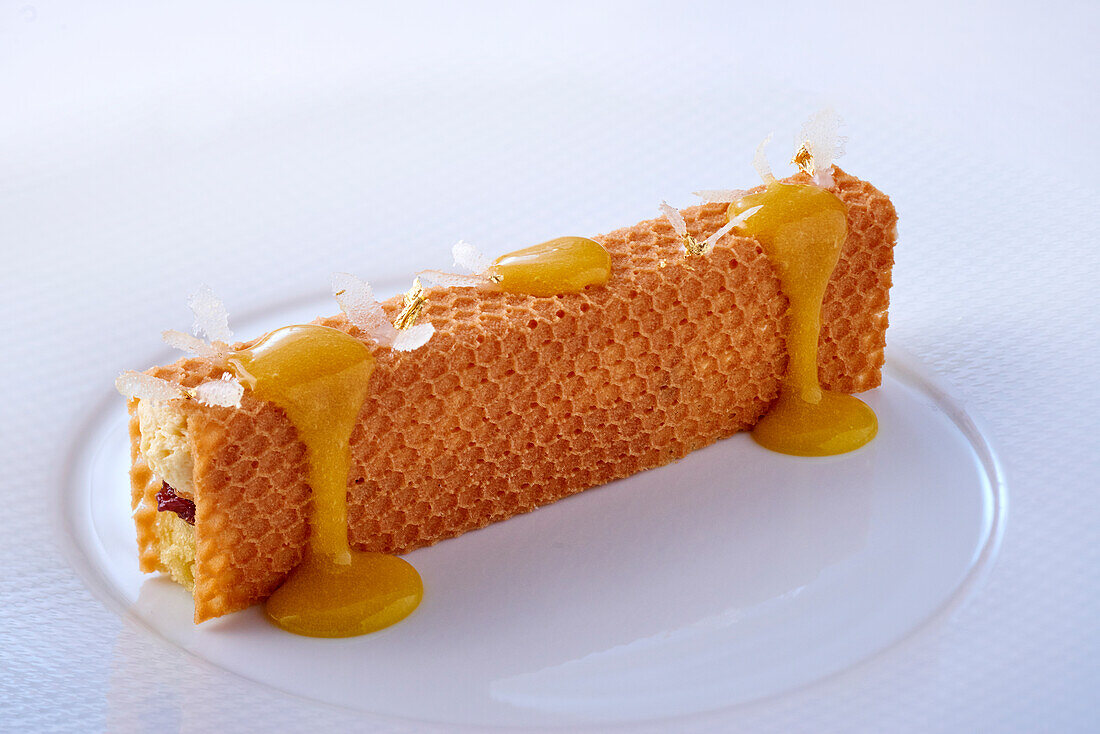 Stuffed honey waffle
