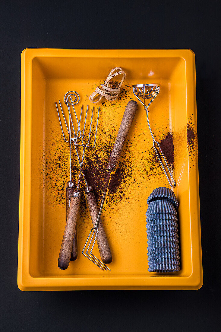 Utensils for making pralines