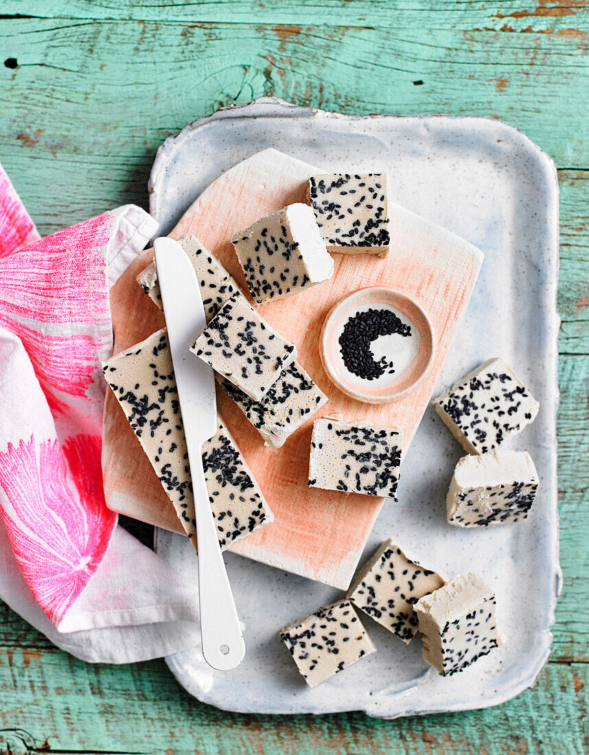 Coconut and black sesame fudge