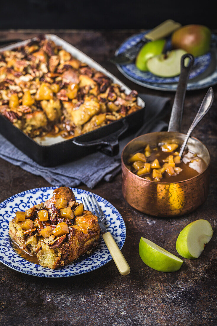 Apple bread pudding with caramel sauce