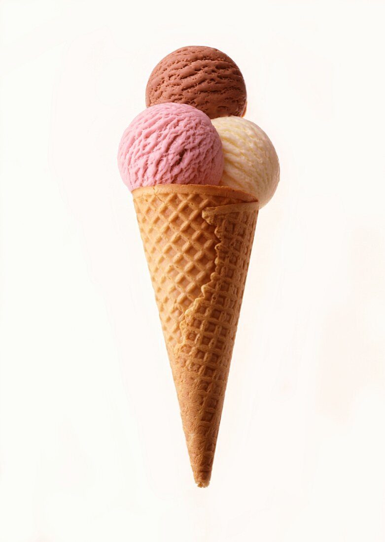 Triple Scoop Ice Cream Cone License Images 135552 Stockfood