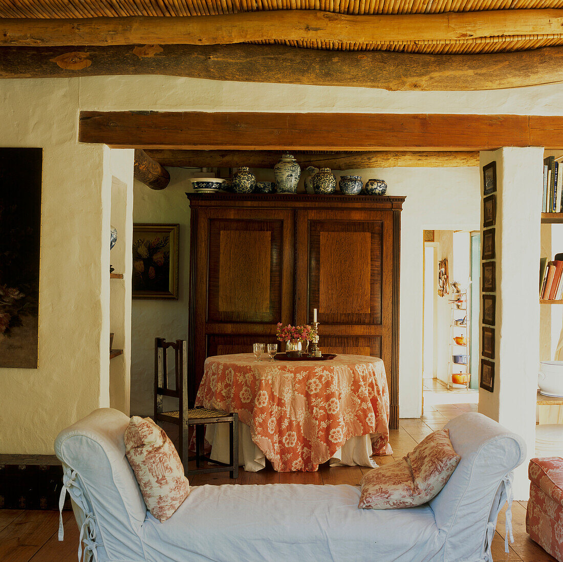 Living area in warm neutrals