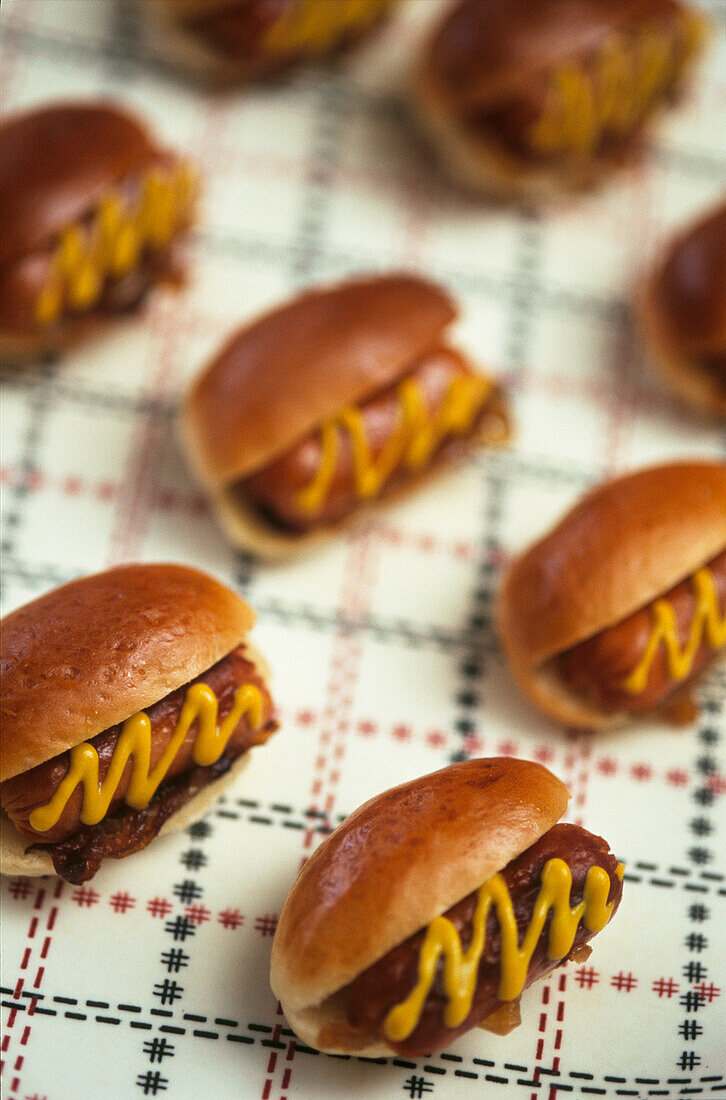 Mini hot dogs