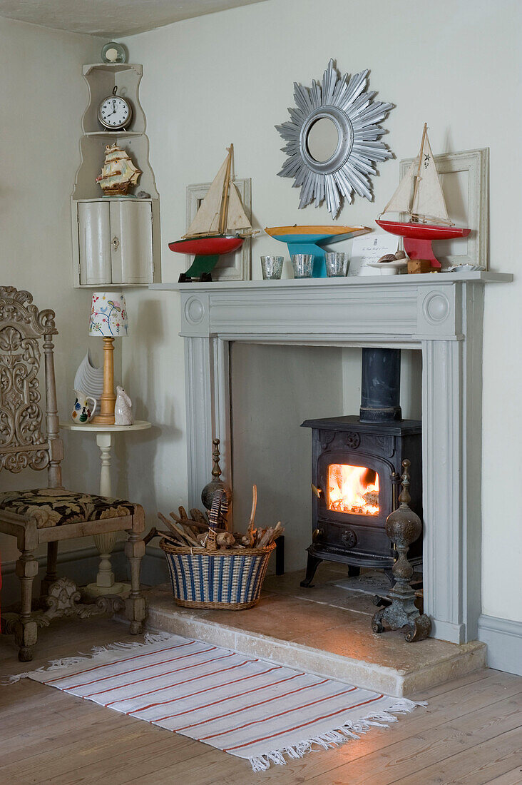 Cosy living room with fireplace