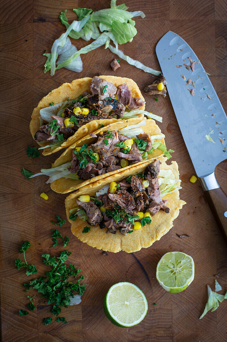 Tacos mit Lamm und Mais