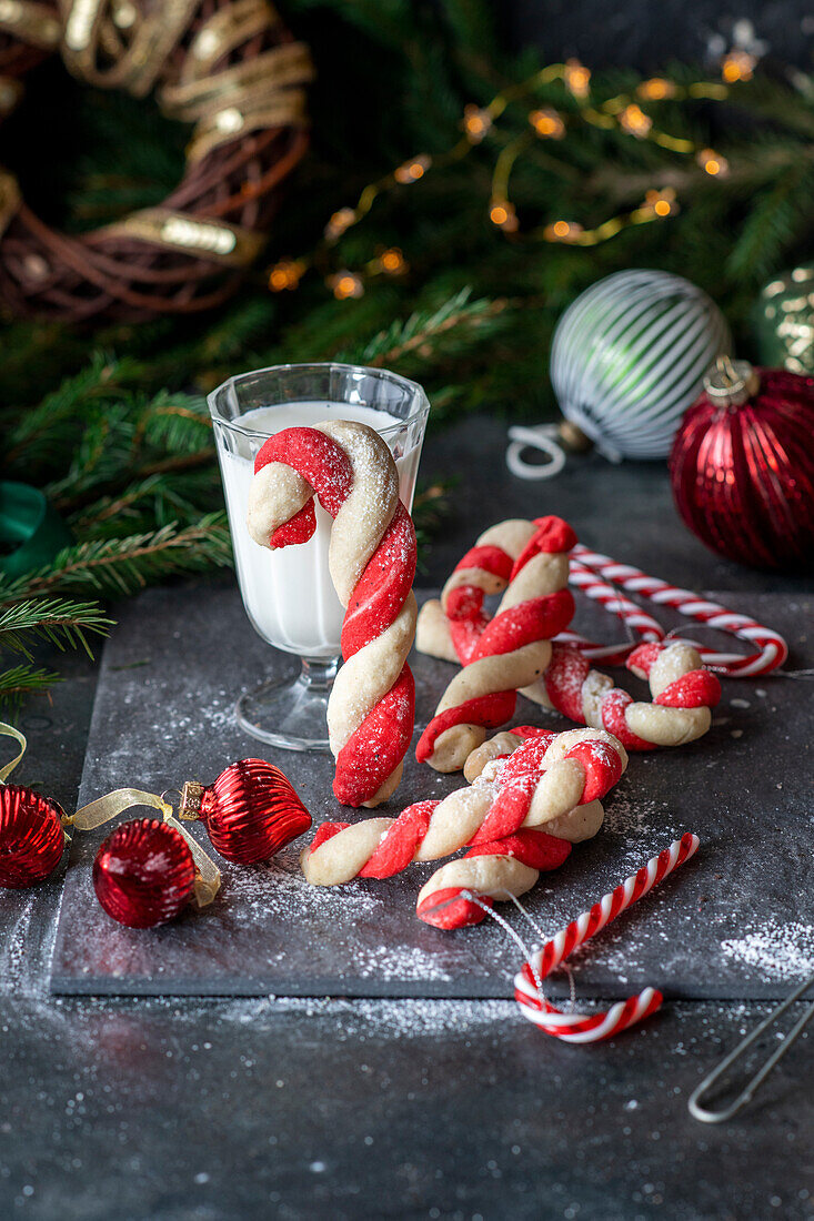 Candy cane christmas cookies