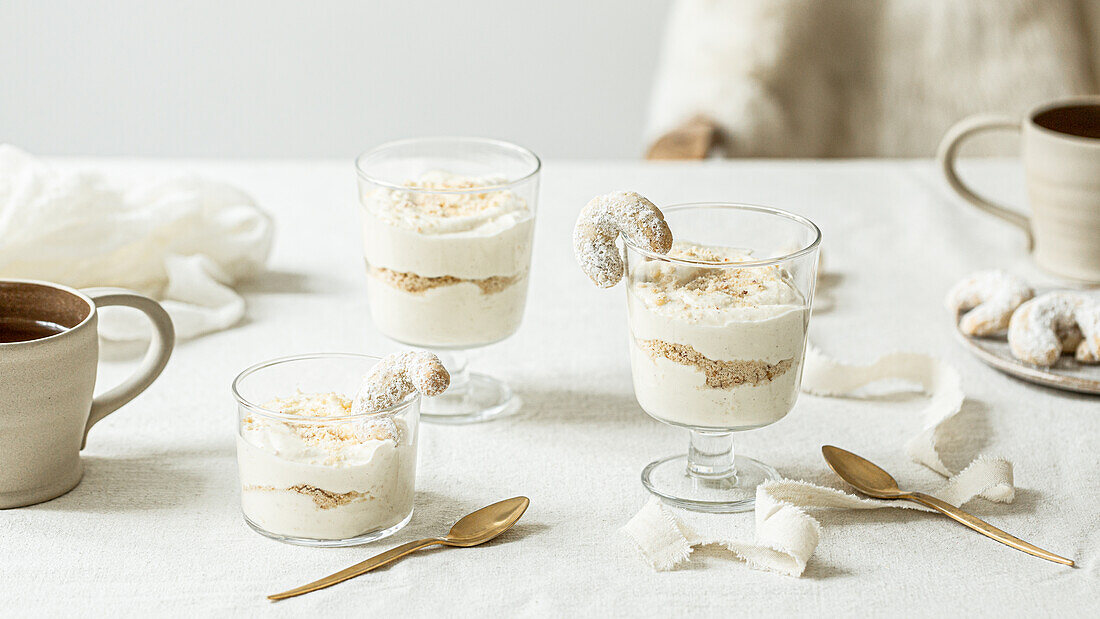 Vanilla crescent mousse for Christmas