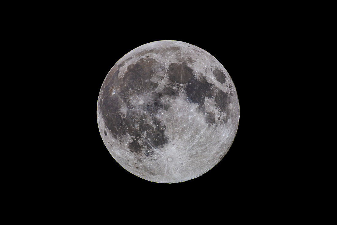 Perigean full Moon, 26 April 2021
