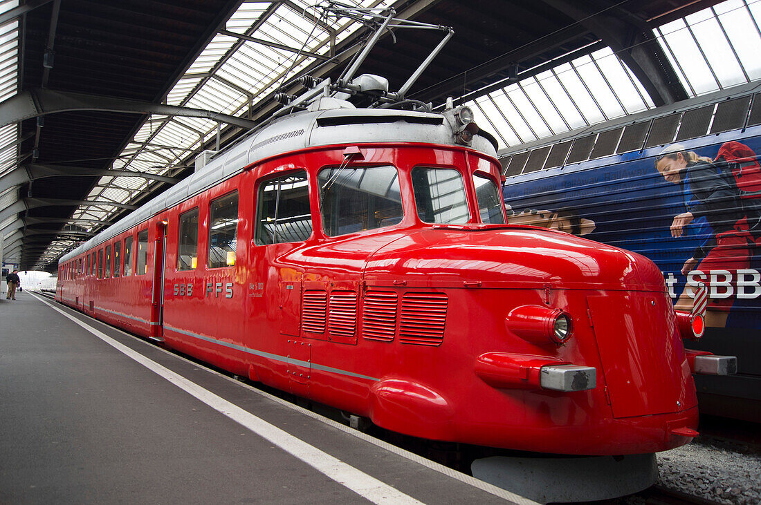 Churchill train in Zurich station