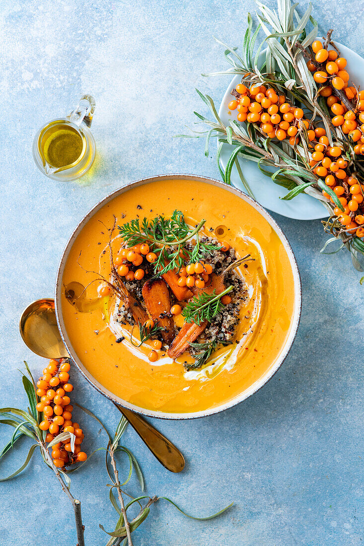 Geröstete Karotten-Sanddorn-Suppe