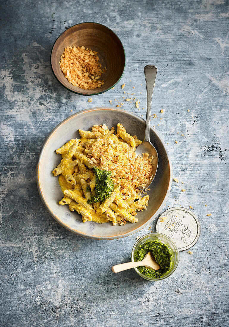 Pasta mit Möhrencreme