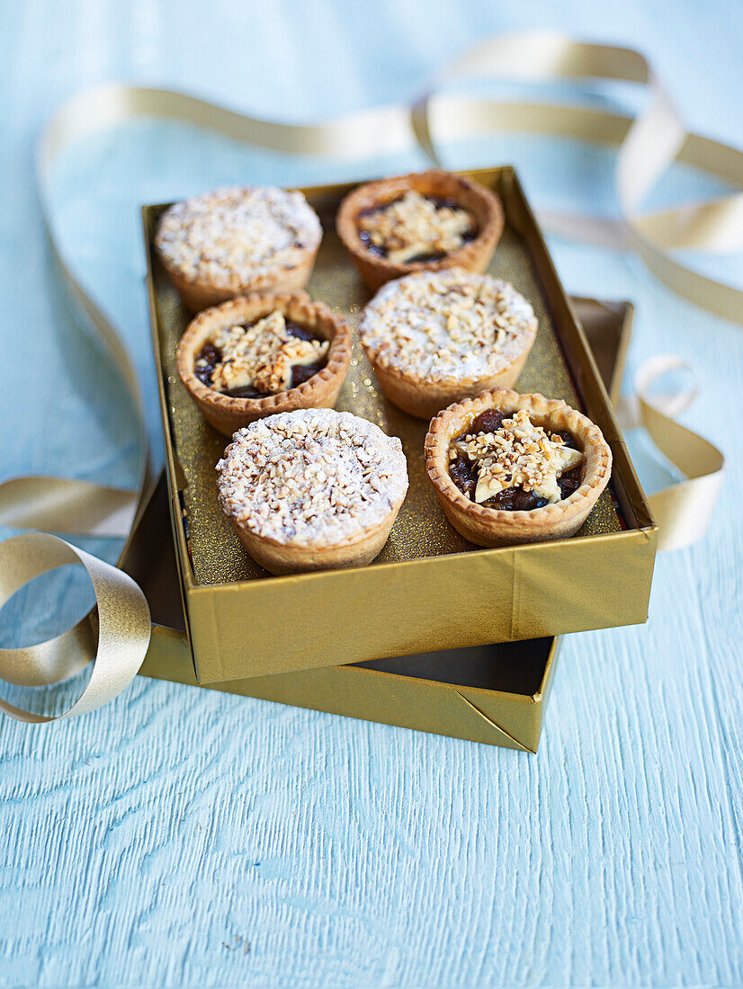 Mince Pies mit Hasselnüssen