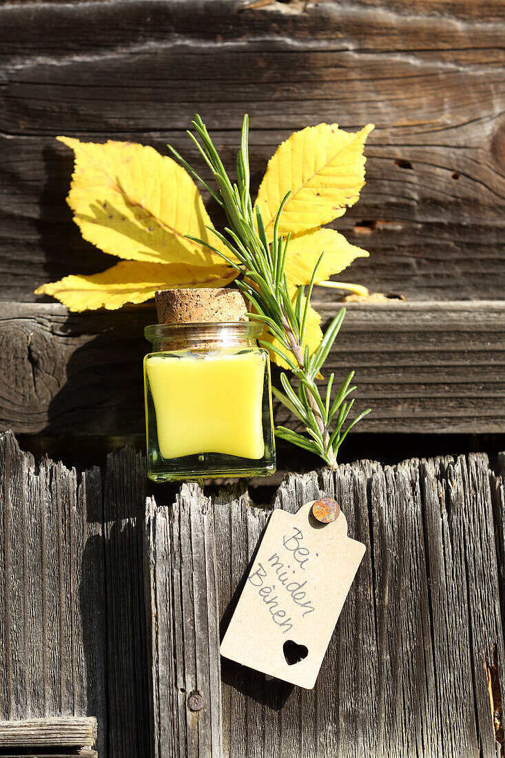 Horse chestnut ointment for tired and heavy legs