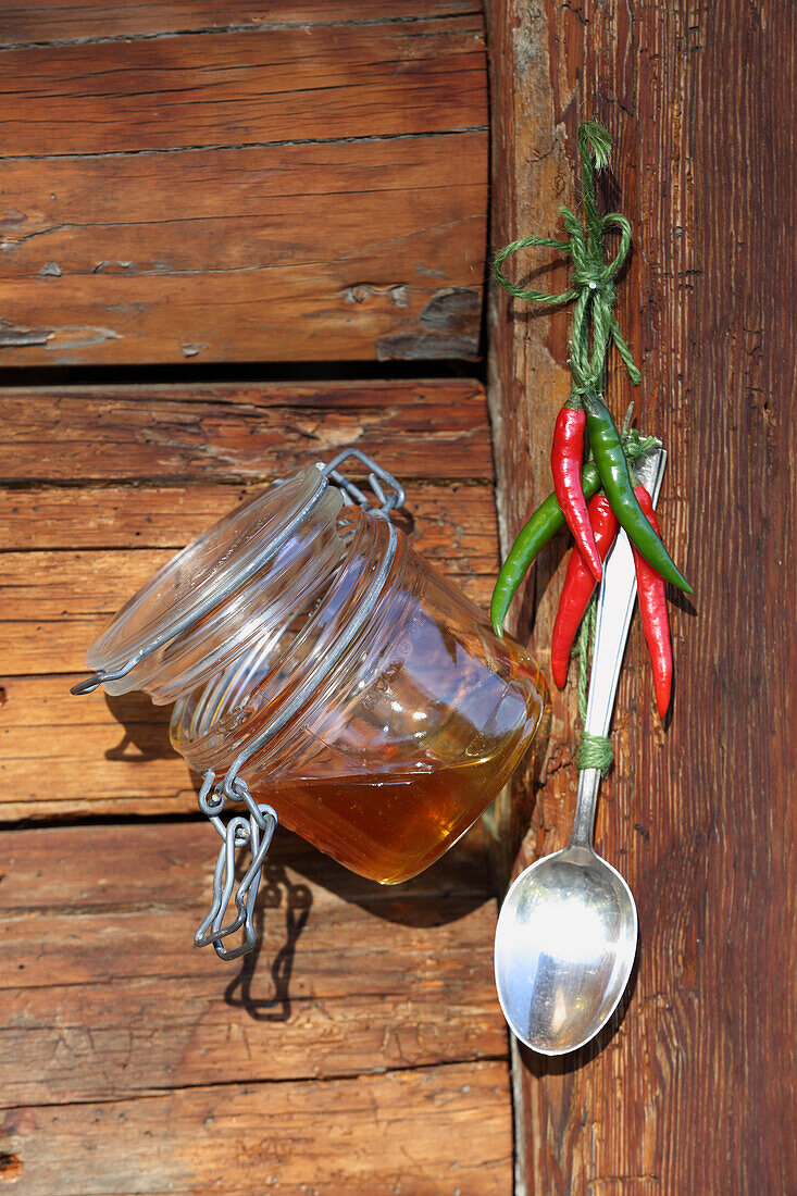 Chili honey for nasal congestion