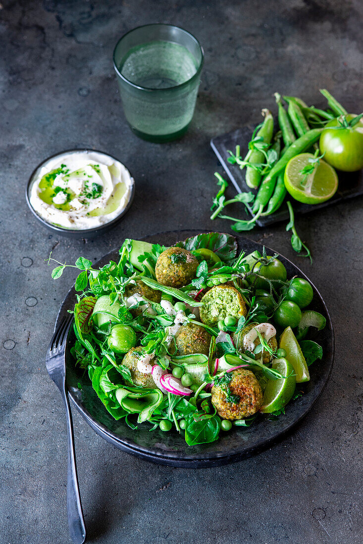 Falafel salad with green peas