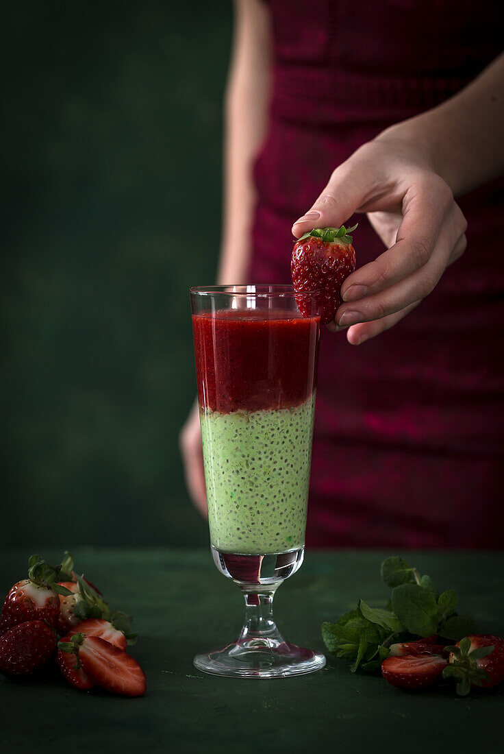 Chiapudding mit Erdbeeren