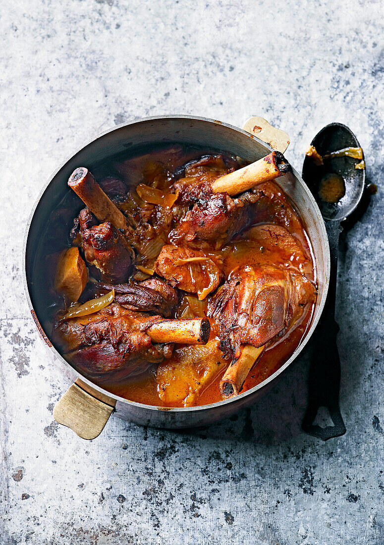 Sweet and spiced lamb shanks with quinces