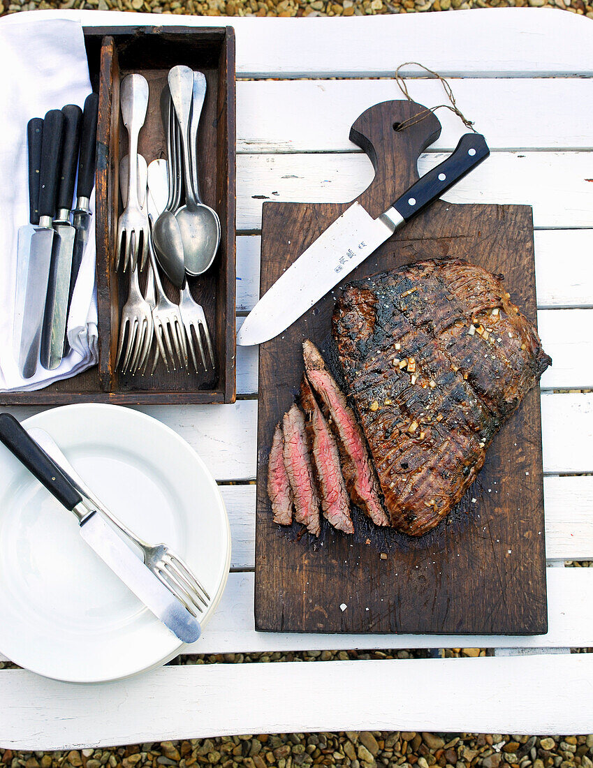 Gebratenes Rindfleisch mit Orange und Chili